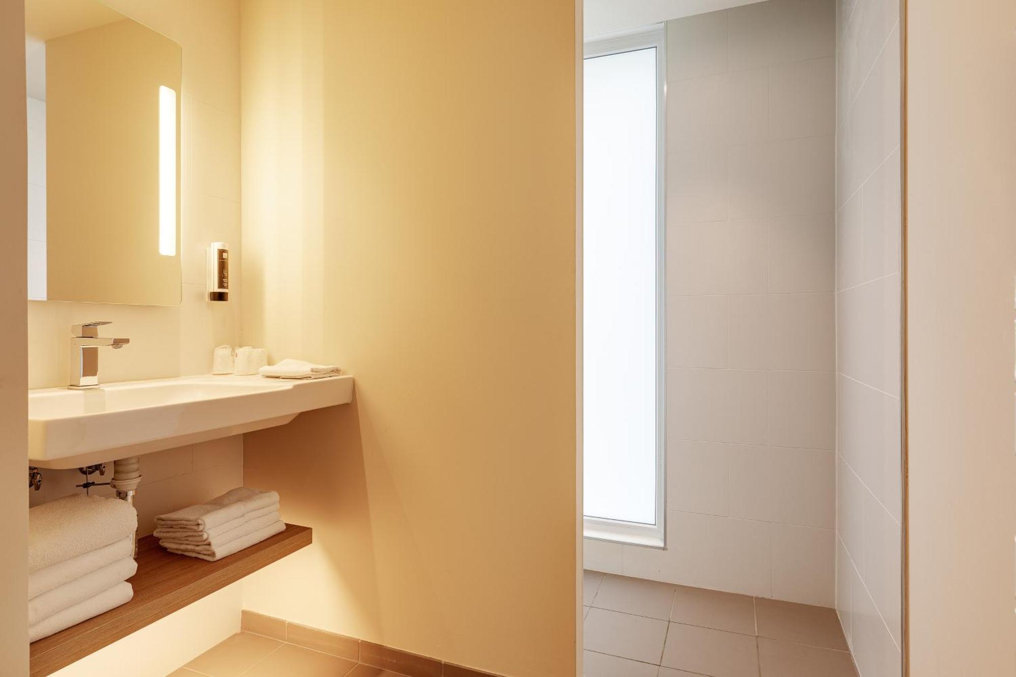 B&B Hotel Lille Lillenium Eurasante Rom bilde